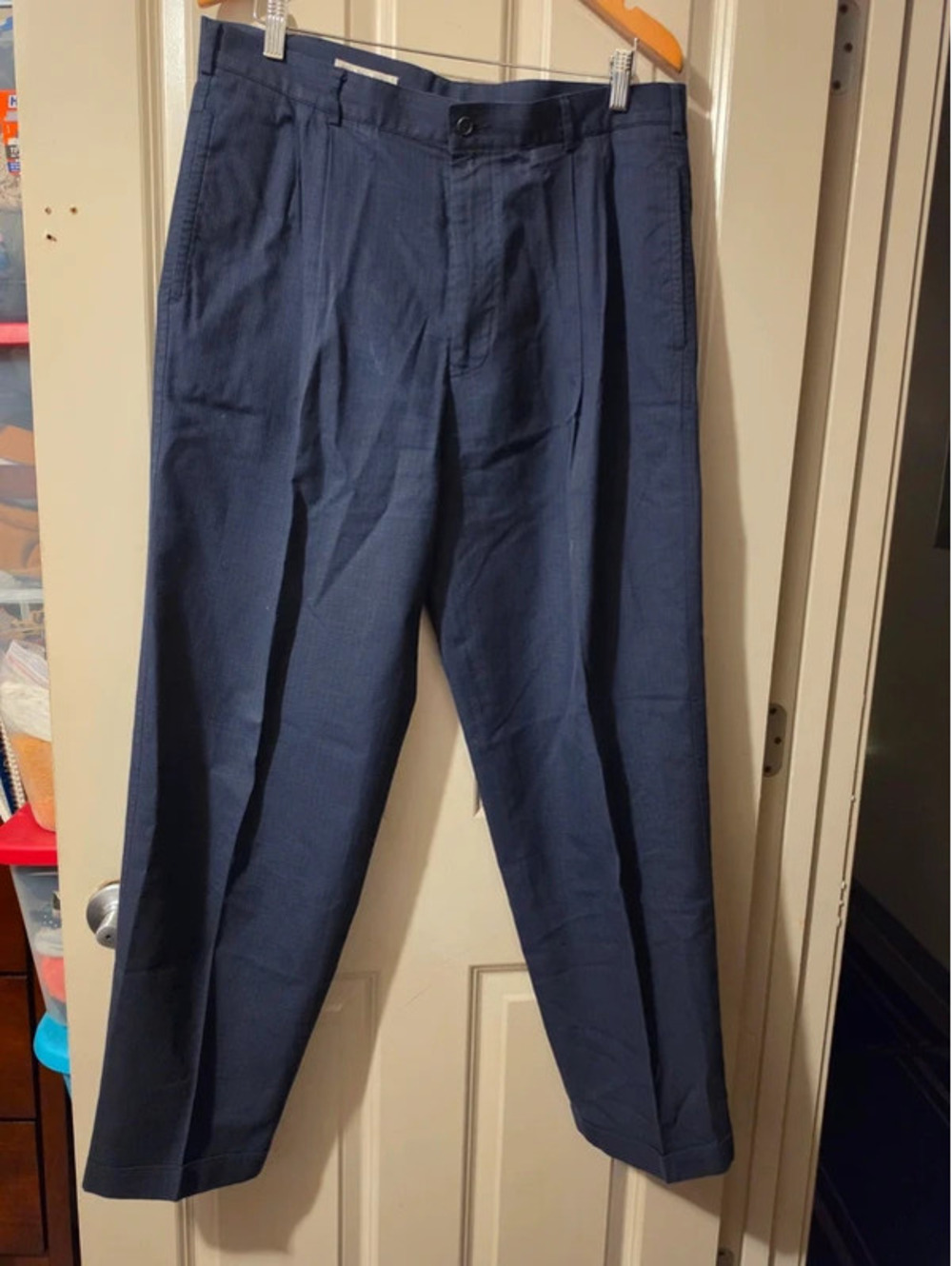 Claiborne Men's Dark Blue Pleated Dress Pants 36W